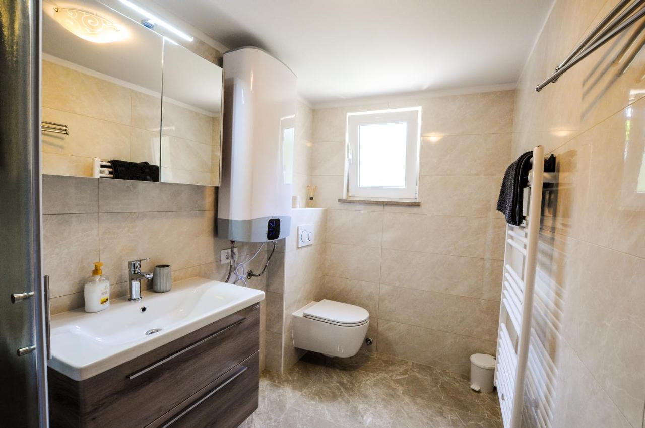 Bellevue Molet Apartments كوبر المظهر الخارجي الصورة